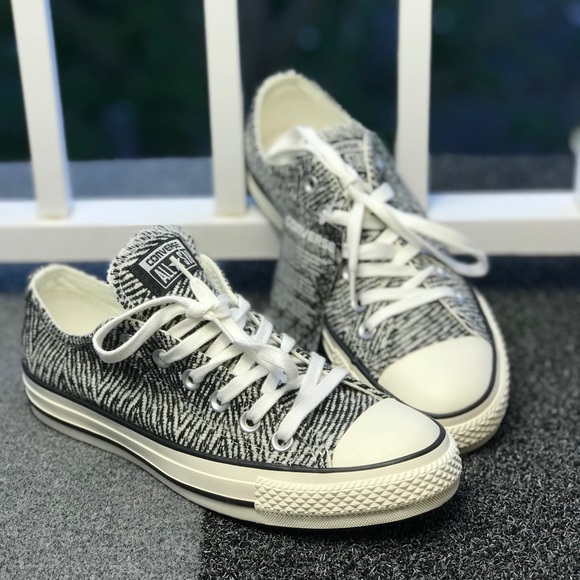 NWT Converse Ctas OX Black/Egret W AUTHENTIC - Picture 2 of 8